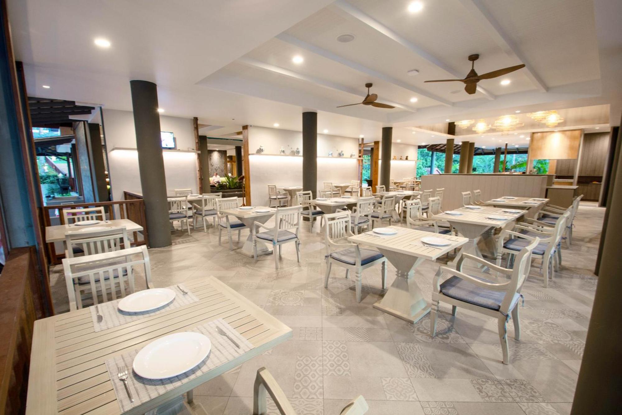 Station touristique Andaman Cannacia & - Sha Extra Kata Beach